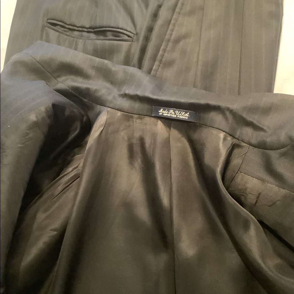 Austin Reed 2 pc suit - Picture 8 of 12